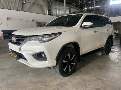 Toyota Fortuner(  TRD  ) 2020