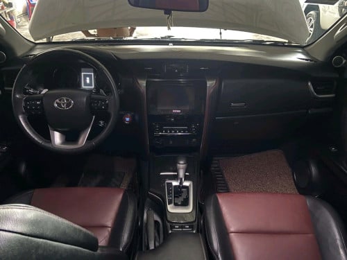 Toyota Fortuner(  TRD  ) 2020