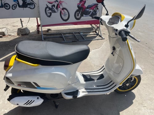 Vespa S125 2026ស្អាតថ្មីដូចកេះ មួយទឹកក្រដាស់ពន្ធជិះបាន100គីឡូជាង
