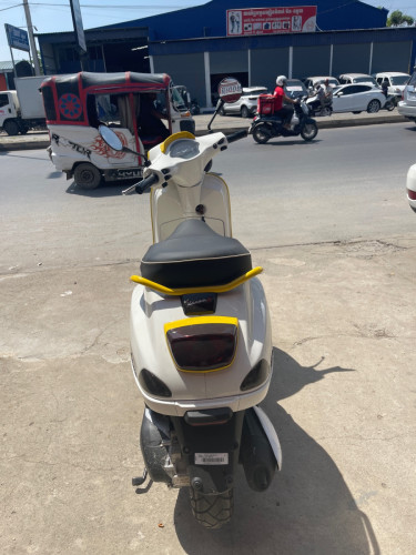 Vespa S125 2026ស្អាតថ្មីដូចកេះ មួយទឹកក្រដាស់ពន្ធជិះបាន100គីឡូជាង