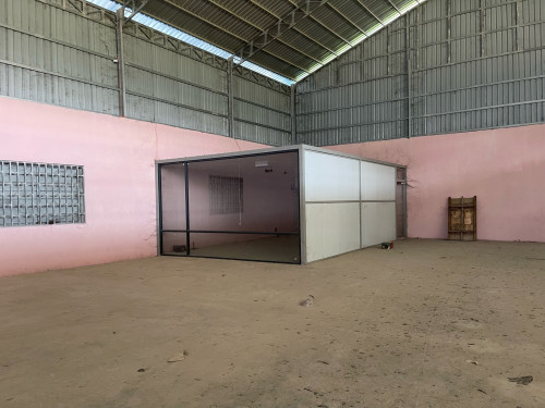 Warehouse for rent