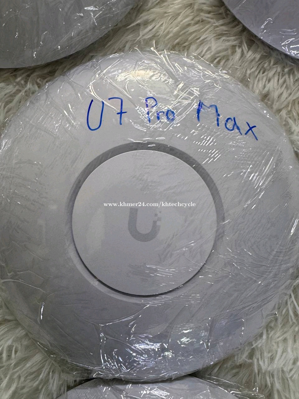 Ubiquiti UniFi U7 Pro Max, Wi-Fi 7 price $140.00 in Tuek Thla, Saensokh ...