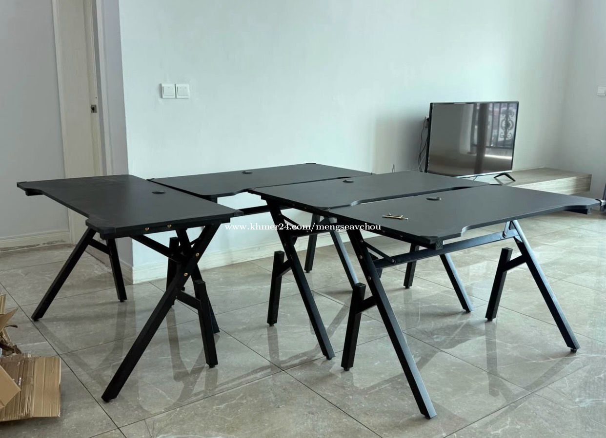 តុហ្គេម (table )