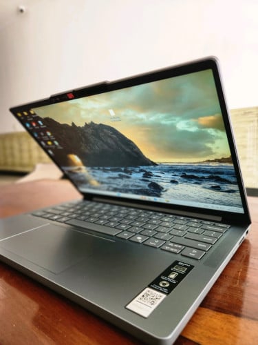 នៅថ្មីខ្លាំង Lenovo Ideapad Slim 3