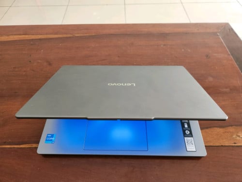 នៅថ្មីខ្លាំង Lenovo Ideapad Slim 3