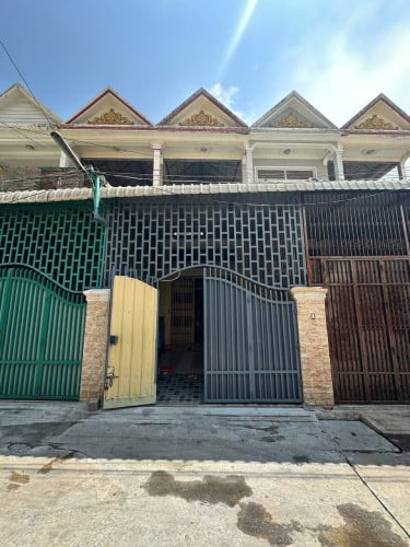 #RT ផ្ទះលក់ ប្លង់រឹង 78m² តម្លៃ 100,000$ /ចចារ