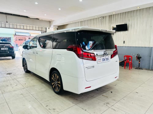 ខ្លាញ់គោស្រុកខ្មែរ(ឆ្វេង ហ្សុីន)👉Alphard 2019 កៅអី VIP full option Lounge💁ម៉ាសុីន : 3.5L (សាំង)
