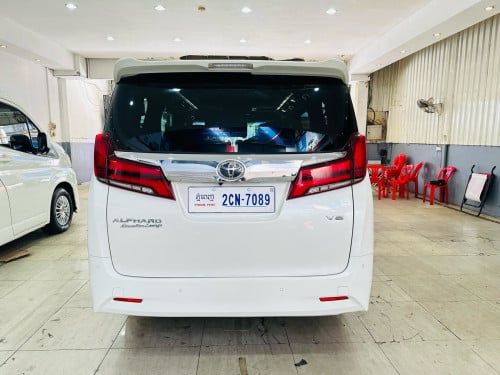 ខ្លាញ់គោស្រុកខ្មែរ(ឆ្វេង ហ្សុីន)👉Alphard 2019 កៅអី VIP full option Lounge💁ម៉ាសុីន : 3.5L (សាំង)