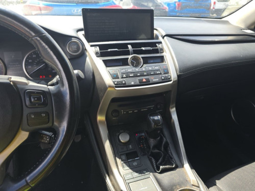 016 Nx200t 3ប៉ុតុង ប៉ុង1 ឡានមូល មកដល់ខែ5