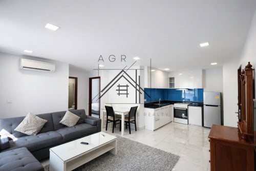 2 Bedroom Serviced Apartment For Rent in BKK1