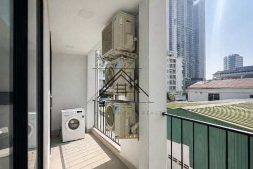 2 Bedroom Serviced Apartment For Rent in BKK1
