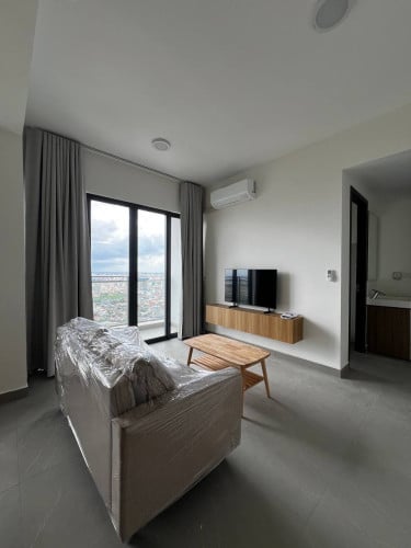 Condo for rent, 60 meters road (urban village) Special price only 400$ (floor 33)