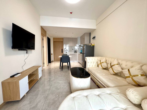 Condo pinnacle 1bedroom for rent