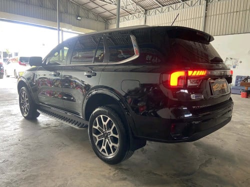 Ford Everest ( Titanium  ) 2023