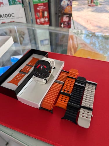 Galaxy Watch Ultra 2025 ( Look like new) 99.99%