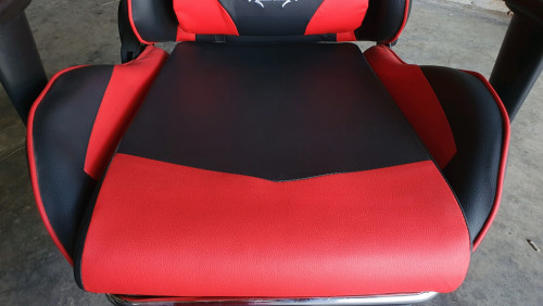 Gaming Chair ឡៃឡុង 85$