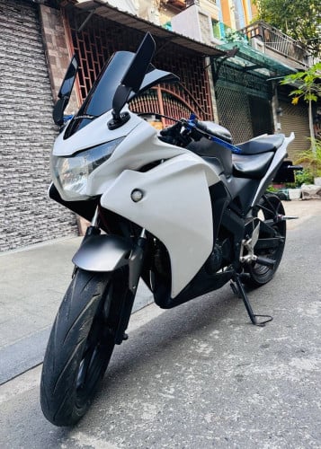 HONDA CBR 1180$,150cc,2013 Japan have ID card