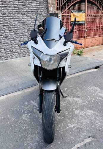HONDA CBR 1180$,150cc,2013 Japan have ID card