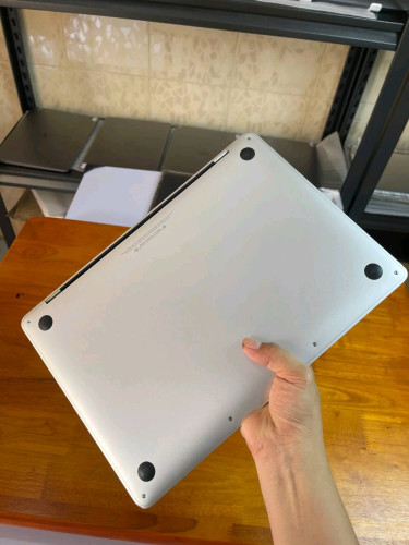 Macbook Proឆ្នាំ2017 Core i7- Ram 16GB