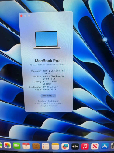 Macbook Proឆ្នាំ2017 New Battery
