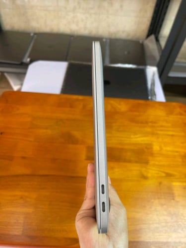 Macbook Proឆ្នាំ2017 New Battery