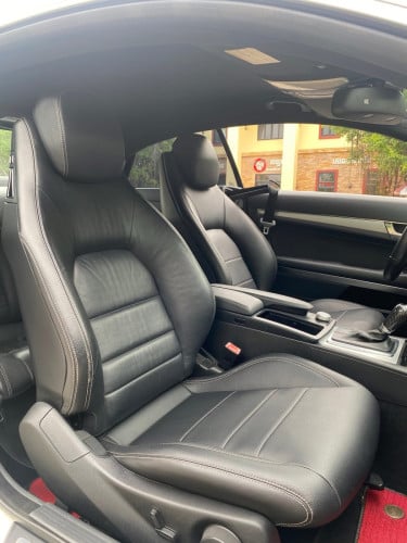 Mercedes Benz E 2012 ស្ព័រ