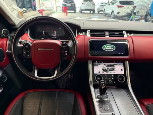 Rang Rover Sport 2018 V6 3.0L ម៉ាសុីនសាំង Full option