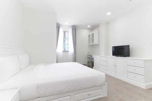 Service Apartment 2 Bedrooms For Rent in Beoung Keng Kang1