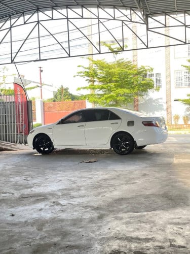 Toyota hybrid 08full option (លក់ប្រញាប់)