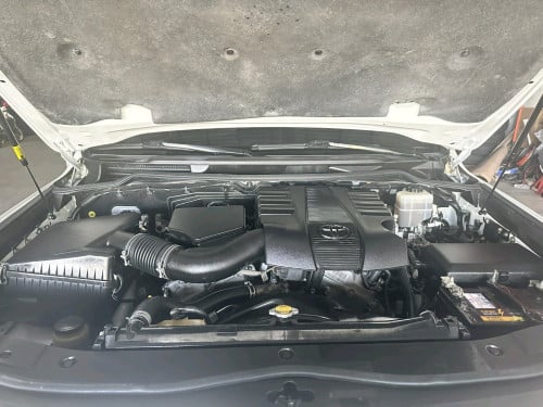 Toyota Landcriser ( Platinium Edition) 2013