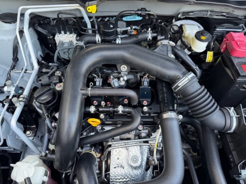 Toyota Raize 023 តំបូលខ្មៅ អត់បាញ់ ថ្មីដាច់
