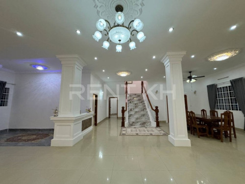 Villa for rent at Sensok
