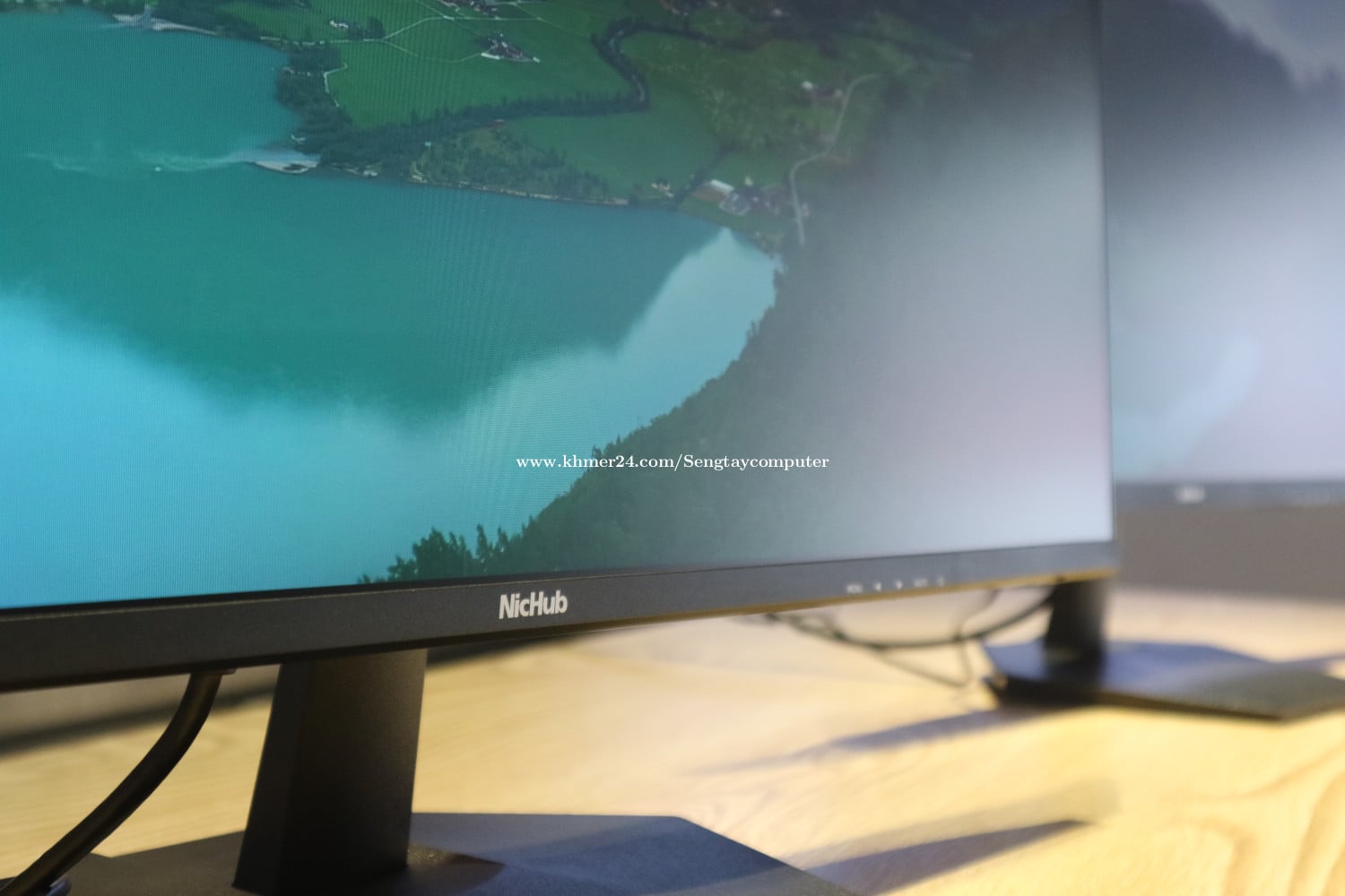 Monitor NicHub 24.5" and 27" IPS