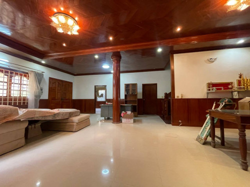 វីឡាសម្រាប់ជួល នៅផ្សារទួលទំពូង | Villa for Rent at Phsar Toul Tumpoung