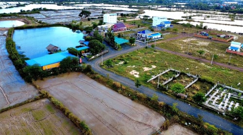 ដីលក់បន្ទាន់ខ្លាំង!