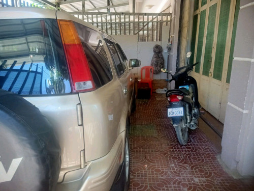 ផ្ទះកែងនៅចំការដូងលក់បន្ទាន់