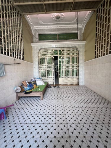 ផ្ទះលក់​ បឹងសាឡាង ជិតផ្សារដើមគ (ម្ចាស់ផ្ទាល់)