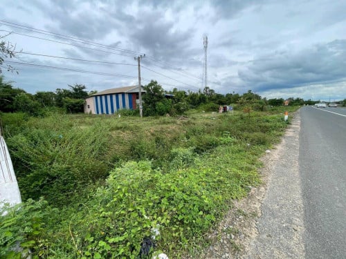 ដីជាប់ផ្លូវជាតិលេខ5