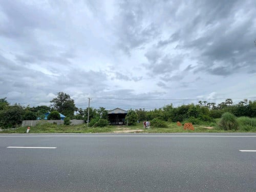 ដីជាប់ផ្លូវជាតិលេខ5