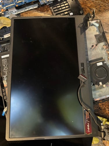 លក់គ្រឿងcomputerកាប់សាច់