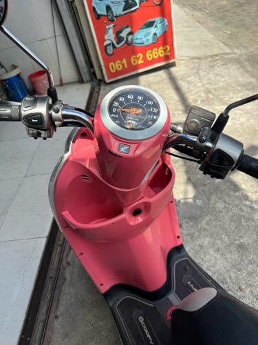លក់Honda Scoopy