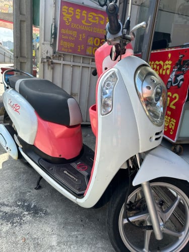 លក់Honda Scoopy
