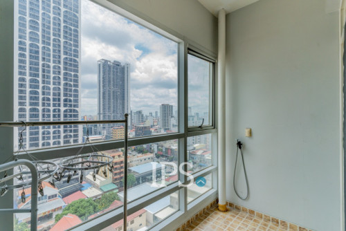 ❗️#URGENTSALE ❗️Premium 3-Bedroom Condo✨🍃-📍De Castle Royal, BKK1, Phnom Penh