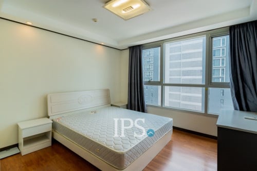❗️#URGENTSALE ❗️Premium 3-Bedroom Condo✨🍃-📍De Castle Royal, BKK1, Phnom Penh