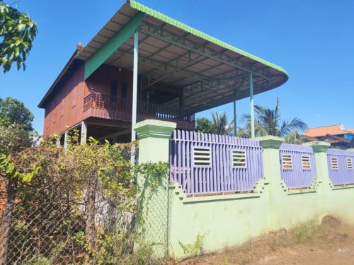 🏦House Available for Urgent Sale at a Special Price (Negotiable).