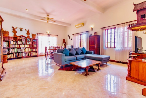 👑 Prestige French Colonial Villa | Central Siem Reap