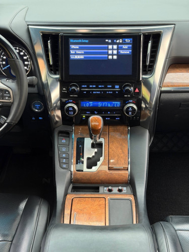 Alphard 2016. Hybrid ផ្លាកលេខ កម្ពុជា 49500$