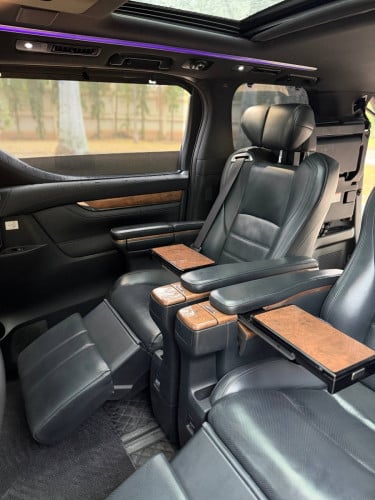 Alphard 2016. Hybrid ផ្លាកលេខ កម្ពុជា 49500$