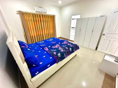 Apartment  Daun Penh close to Royal Palace & Bkk 1 ដូនពេញ ជិតព្រះបរមរាជវាំង និងបឹងកេងកង ១