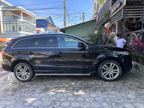 Audi q7 2008 ម៉ាស៊ូត